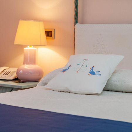 Hotel Luna Lughente Olbia Exterior photo