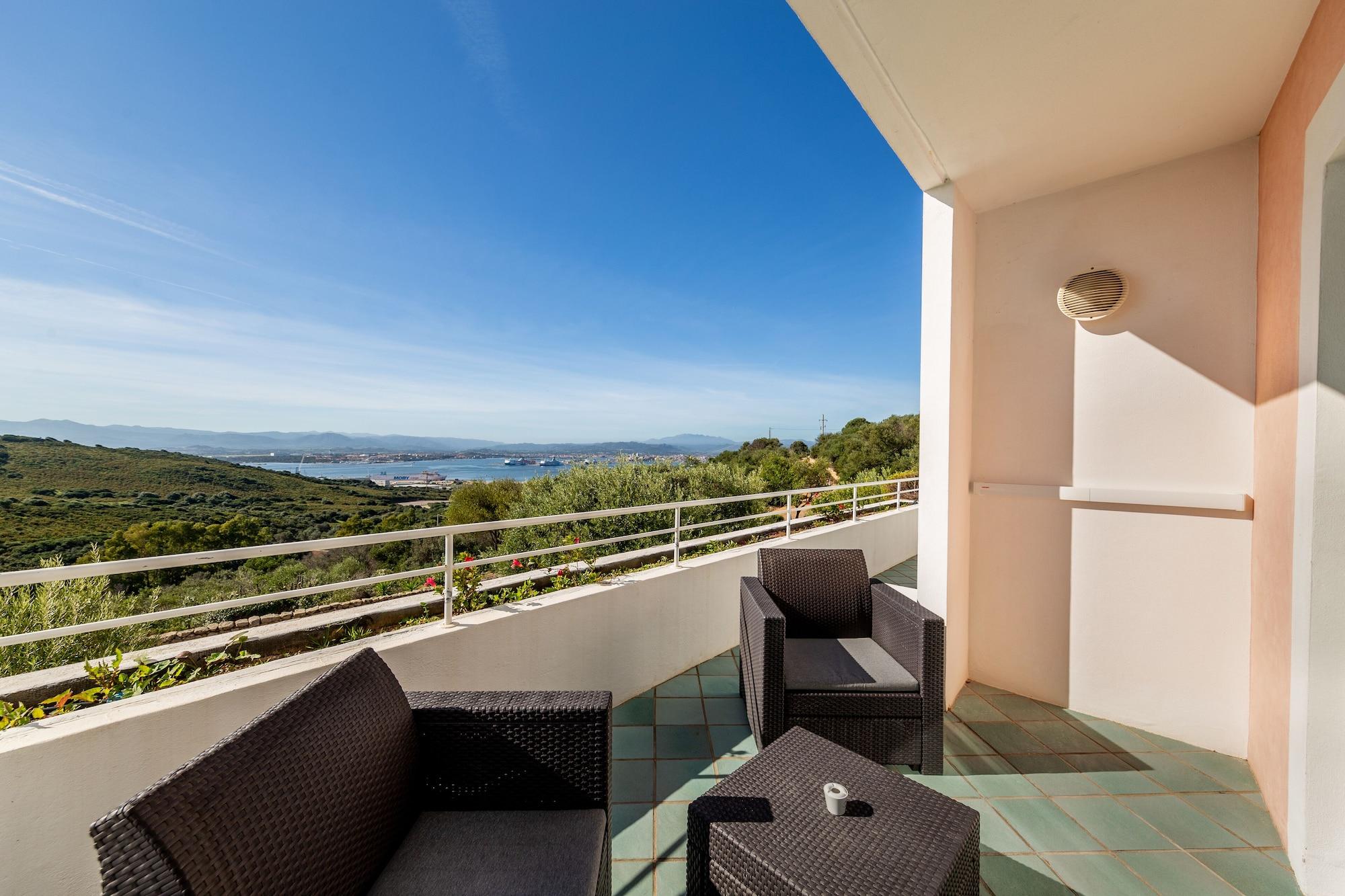 Hotel Luna Lughente Olbia Exterior photo