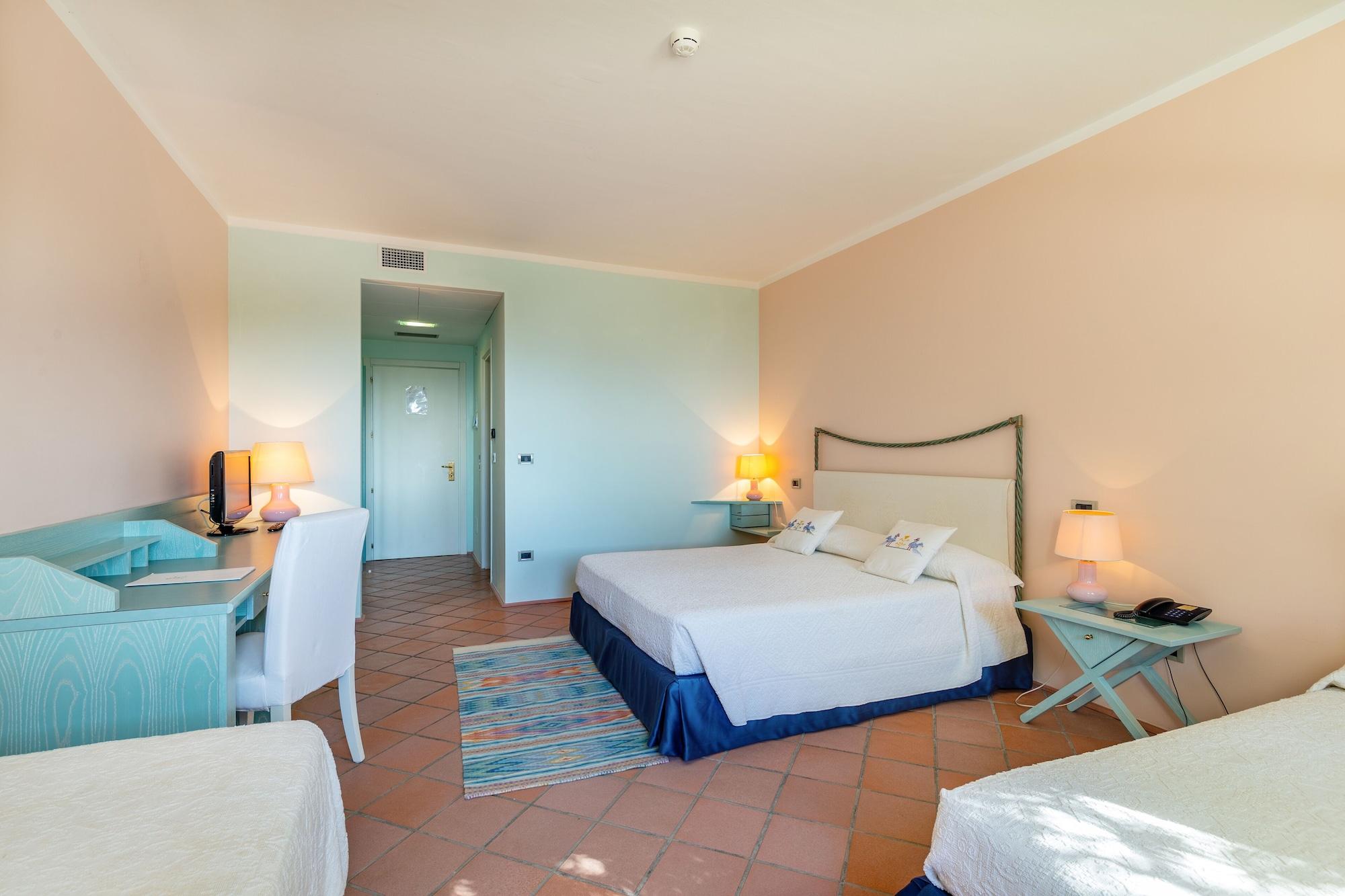 Hotel Luna Lughente Olbia Exterior photo