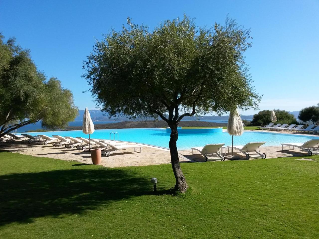Hotel Luna Lughente Olbia Exterior photo