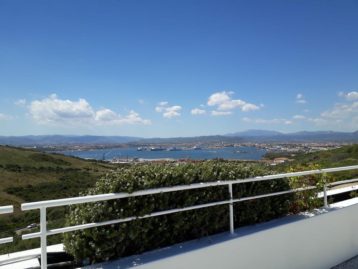 Hotel Luna Lughente Olbia Exterior photo